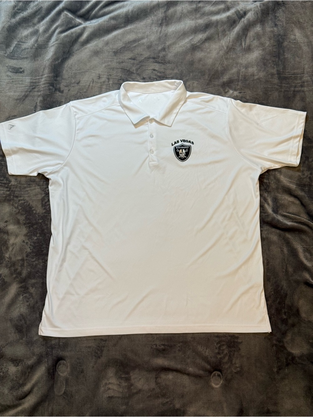 Raiders Antigua White Polo with Black Las Vegas Crest 2XL